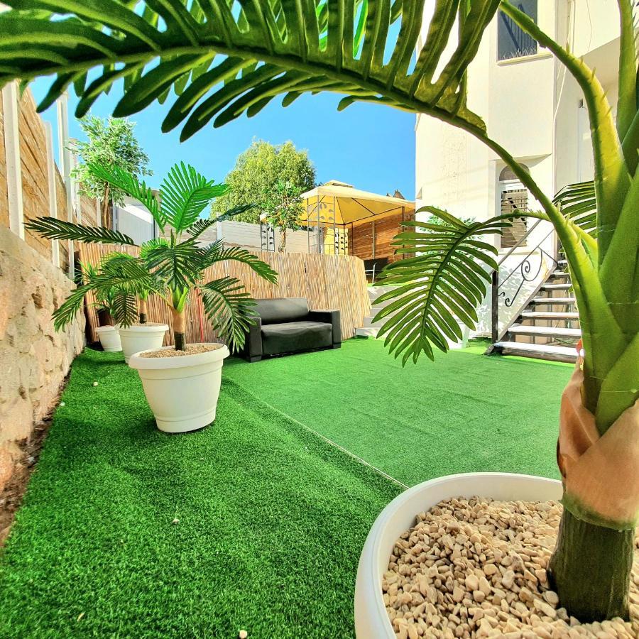 Barak Royal Suites 20 Garden Jacuzzi - ג'קוזי בחצר 엘라트 외부 사진