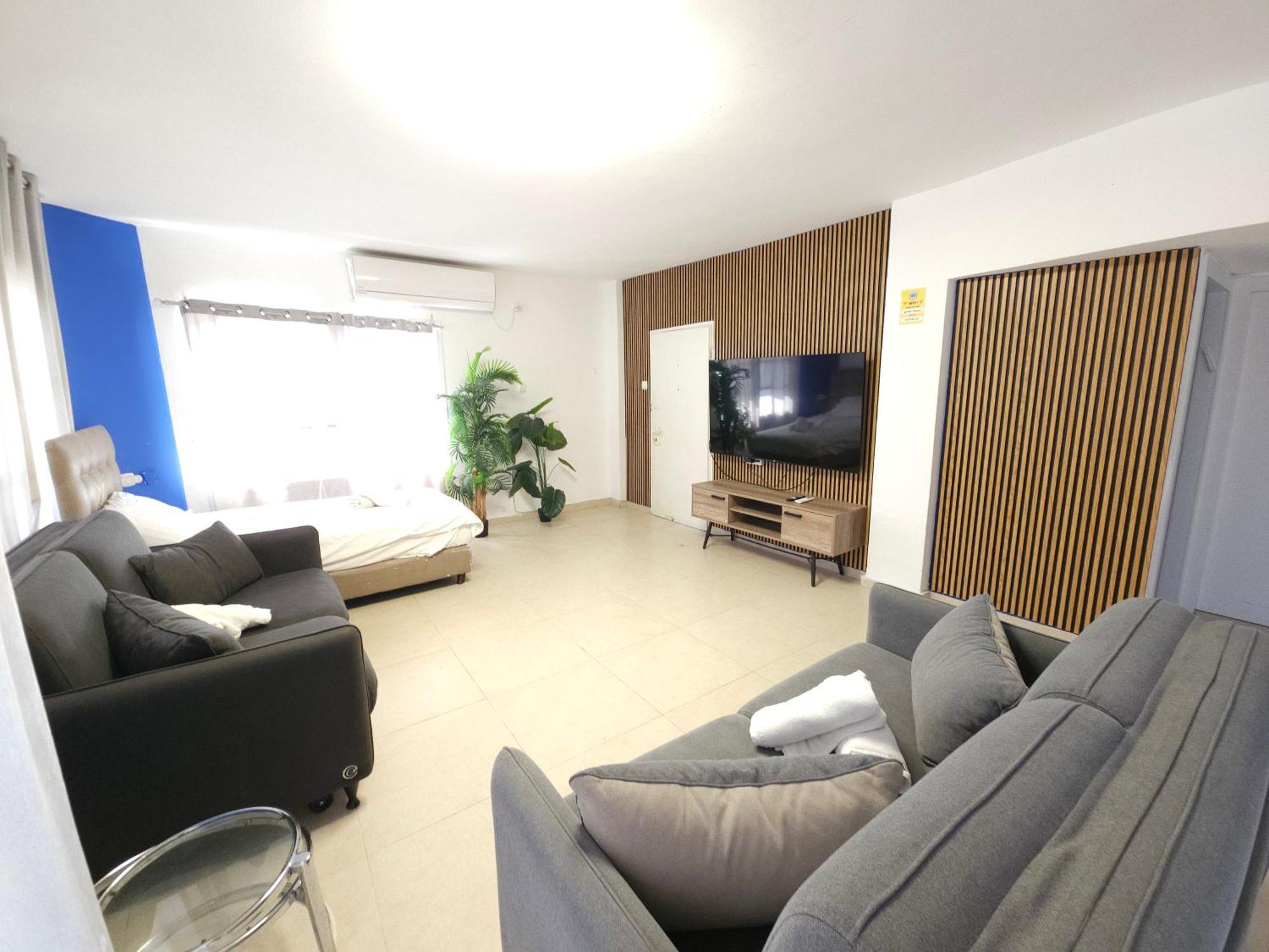 Barak Royal Suites 20 Garden Jacuzzi - ג'קוזי בחצר 엘라트 외부 사진